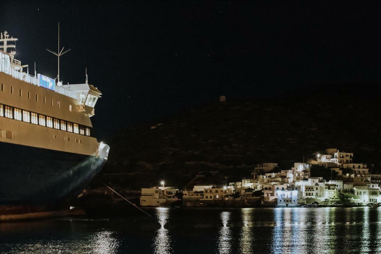Amorgis Seaside Villa Aegiali Exteriör bild